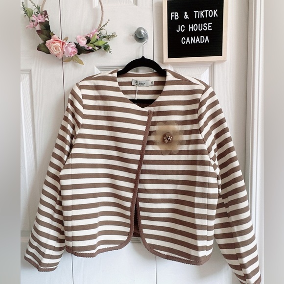 NWT brown and white stripes jacket - Picture 1 of 8
